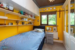 Bedroom- click for photo gallery